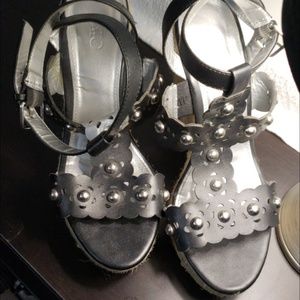 Used Conditon-Black Studded Cato Sandal Wedge!!